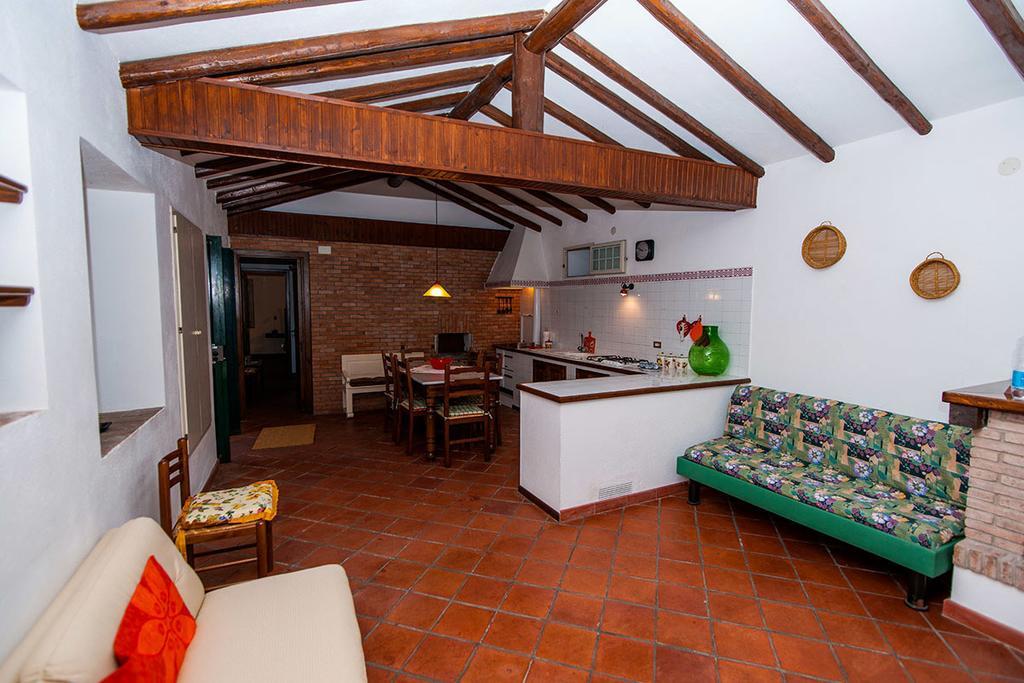 Casa Vacanze Etna Piedimonte Etneo Oda fotoğraf